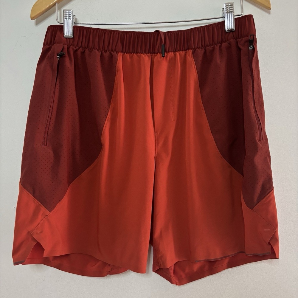 Lululemon Switch Up Short 6.5" Mens Large Run Performance Active Gym Orange Rust